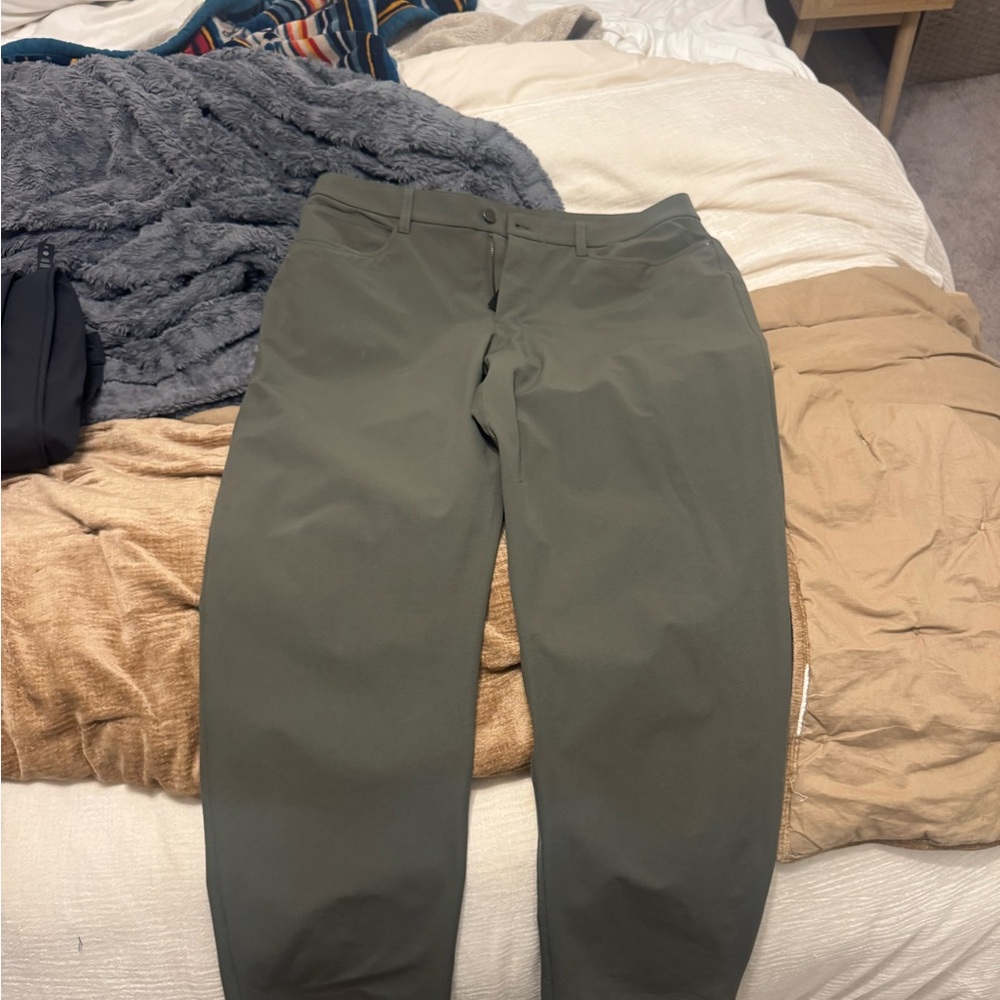 Lulu Townsend Men's Khaki Chinos